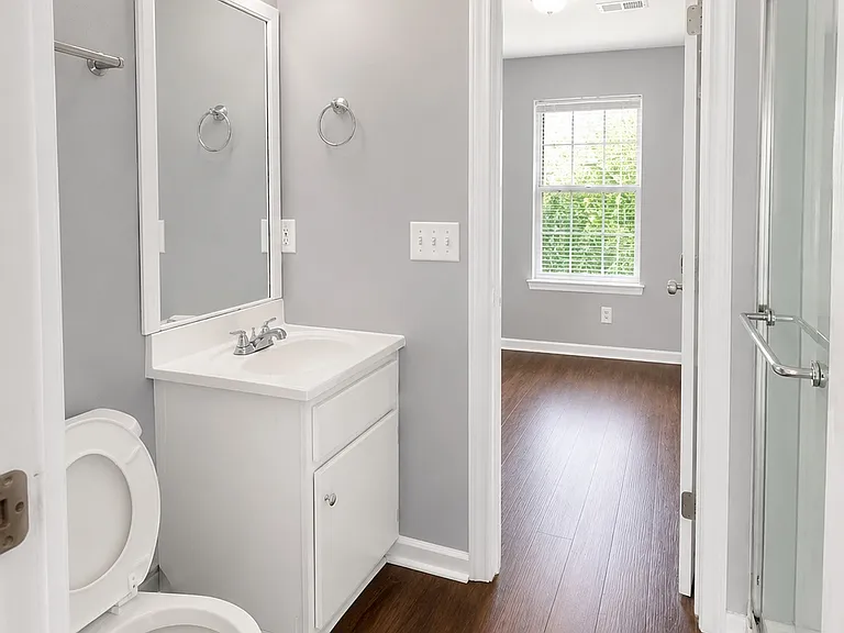 1104 Penrose Dr #3 — Photo 5