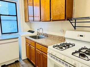 698 Classon Ave APT 2E, Brooklyn, NY 11238