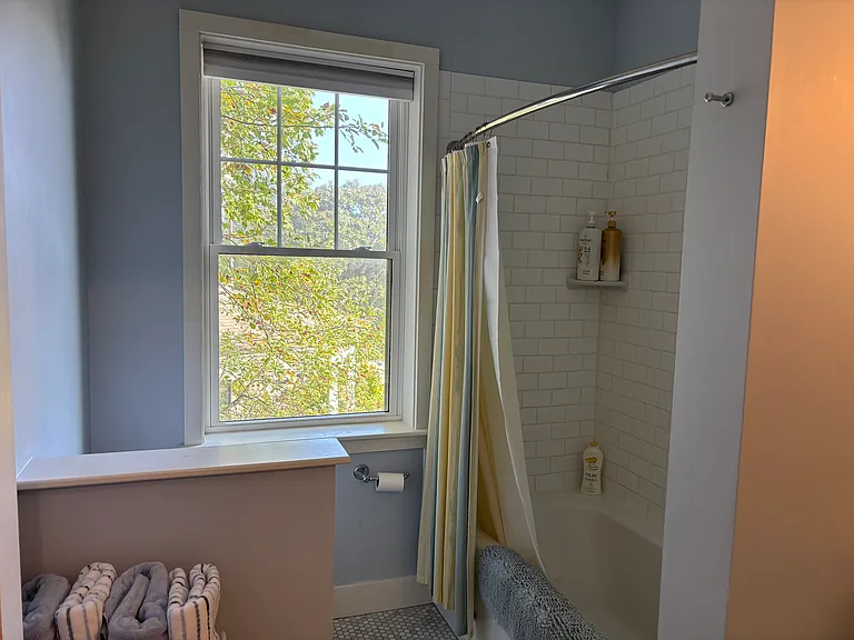 Second upstairs bathroom.