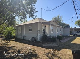 912 E Letava Dr, Mabank, TX