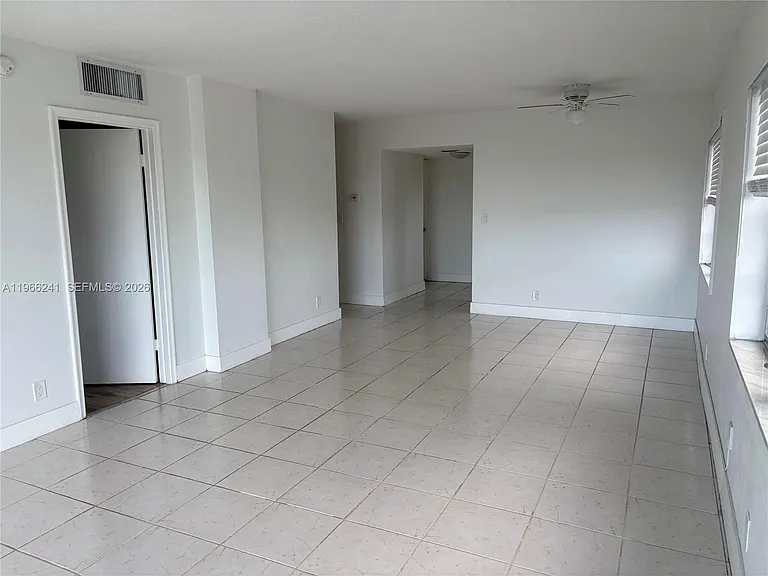 1701 Washington St #504 — Photo 6