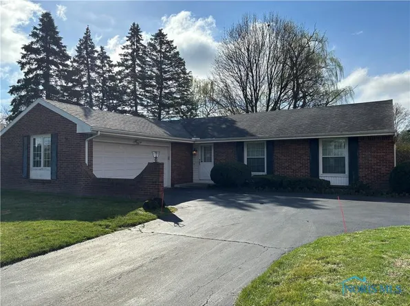 5543 Swan Creek Dr, Toledo, OH 43614