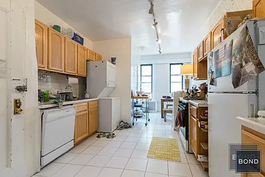 Rented by Bond New York