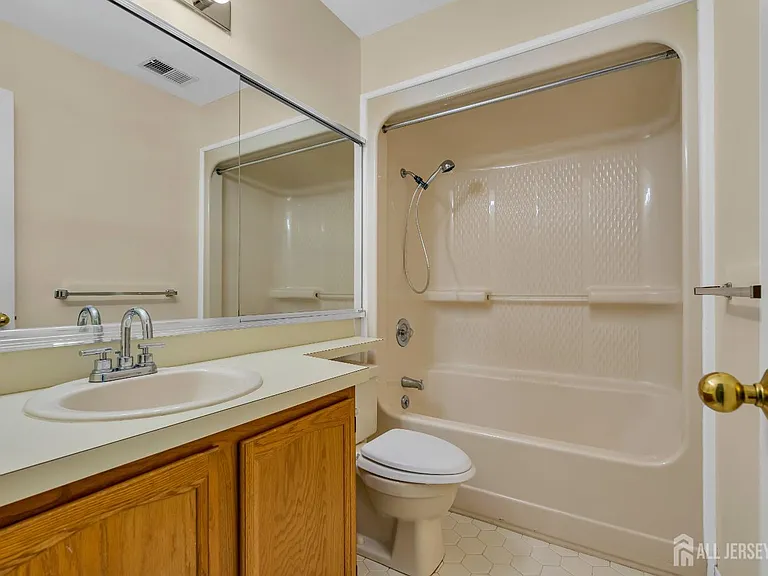 31 Fair Acres Ct — Photo 13