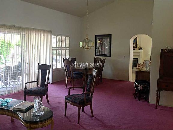 4th image of 2404 Springridge Dr