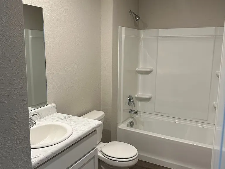 5115 Yukon Dr — Photo 17