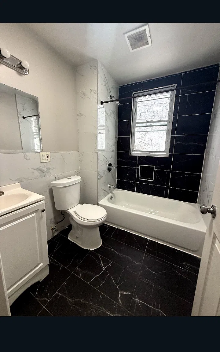 3 bed, $2,500 — Photo 3