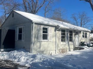 17A Wakeman Rd #A, Hampton Bays, NY 11946