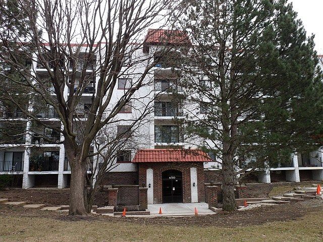 1st image of 450 Plum Creek Dr #2033