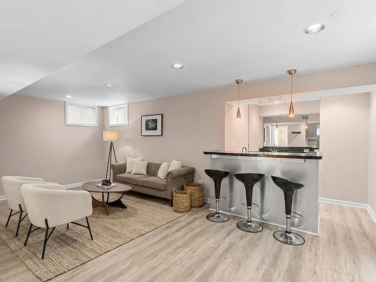 7707 White Willow Ct — Photo 33