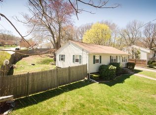 17 Grove Ave, Johnston, RI 02919