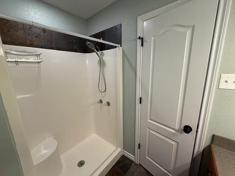 421 W Thomas St — Photo 6