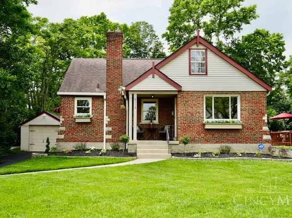 7113 Silver Crest Dr, Cincinnati, OH 45236