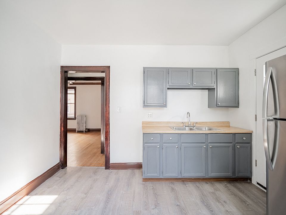 1B - Kitchen