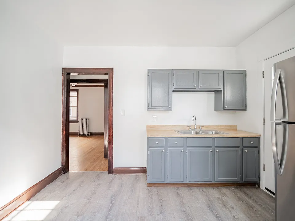1B - Kitchen