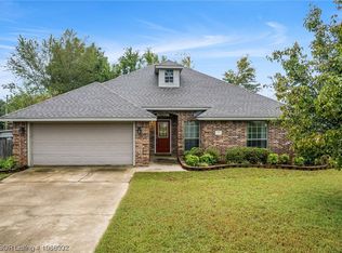 109 Elizabeth Ct, Barling, AR 72923