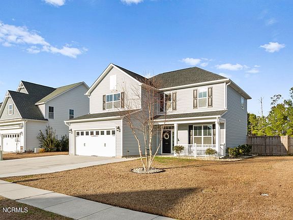 3rd image of 744 Heartwood Drive