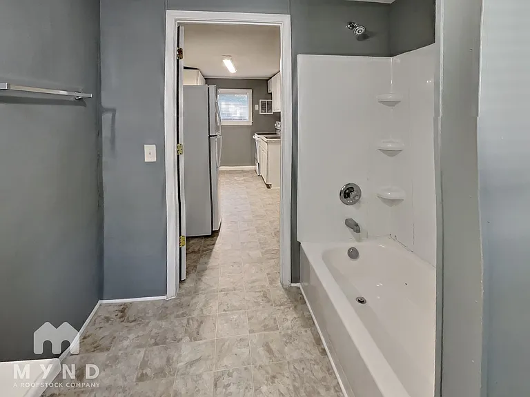 511 N Taylor St — Photo 14
