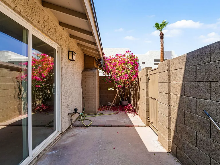 1336 N 85th Pl — Photo 19