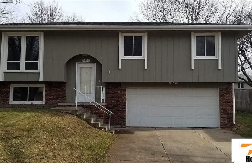 1st image of 2423 N 143rd St