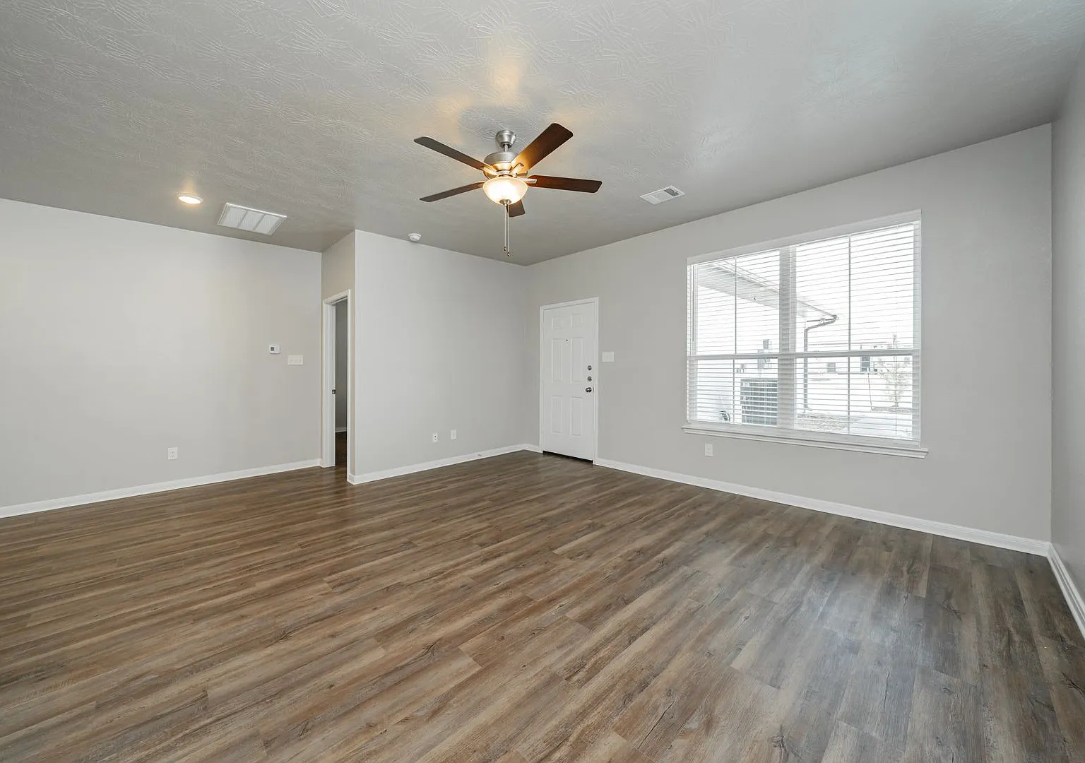 1143 Trellis Pass — Photo 4