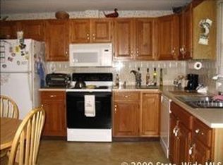 118 Peary St, Newport, RI 02841