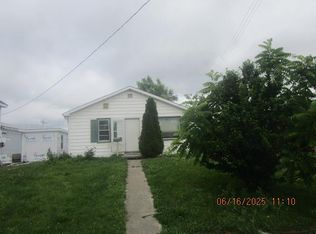 209 E 3rd St, Waverly, OH 45690