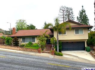 5610 Pine Cone Rd, La Crescenta, CA 91214