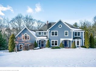 21 Veronica Ln, Falmouth, ME 04105