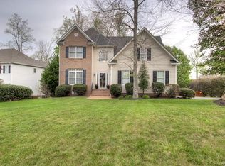 8201 Hillcreek Dr, Midlothian, VA 23112
