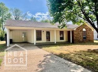 2976 Highland Dr, Newport, AR 72112