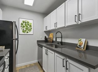 21416 52nd Ave W #C-21, Mountlake Terrace, WA 98043