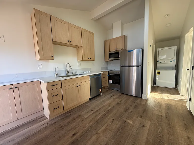 521 Princeton Pl #A — Photo 2
