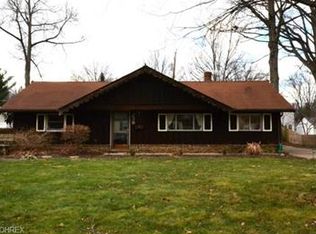 258 Sunset Rd, Avon Lake, OH 44012