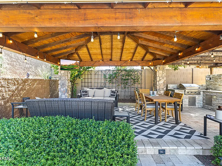 10110 W Redbird Rd — Photo 45