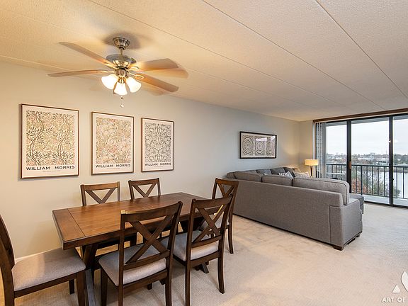 3rd image of 75 Kristin Cir APT 421