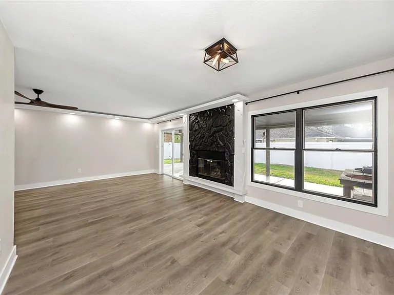 4030 Fieldgreen Pl — Photo 12