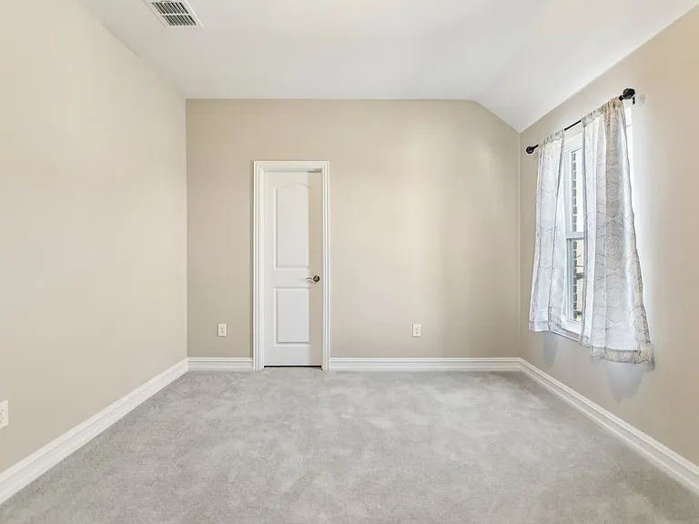 1512 Quentin Dr — Photo 30
