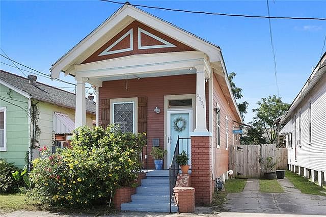 1st image of 2331 N Derbigny St