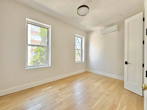 2nd image of 72 Greenpoint Ave APT 3
