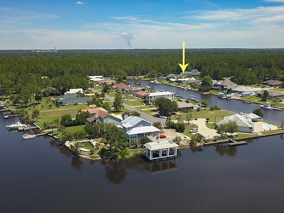 3rd image of 2725 De Luna Way