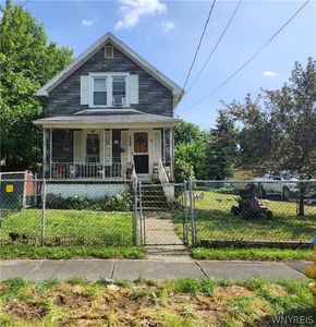 5645 Frontier Ave, Niagara Falls, NY, 14304