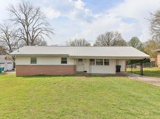 908 W Broadmoor Street, Springfield, MO 65807