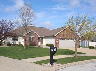 802 Buck Ct, Manteno, IL 60950