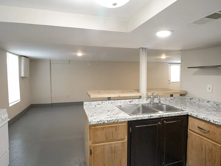 1804 Sunrise Dr — Photo 5