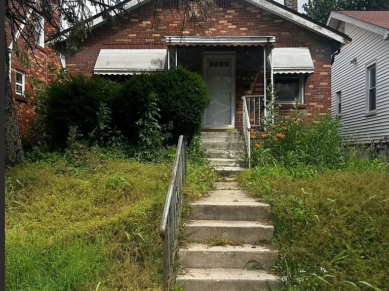 4719 Plover Ave — Photo 1