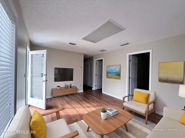 1832 UNIVERSITY Boulevard S, Jacksonville, FL 32216