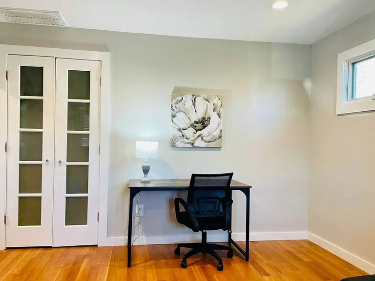 501 E Poplar Ave — Photo 8