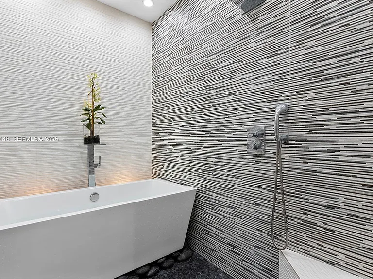8133 SW 118th Ct #8133 — Photo 19