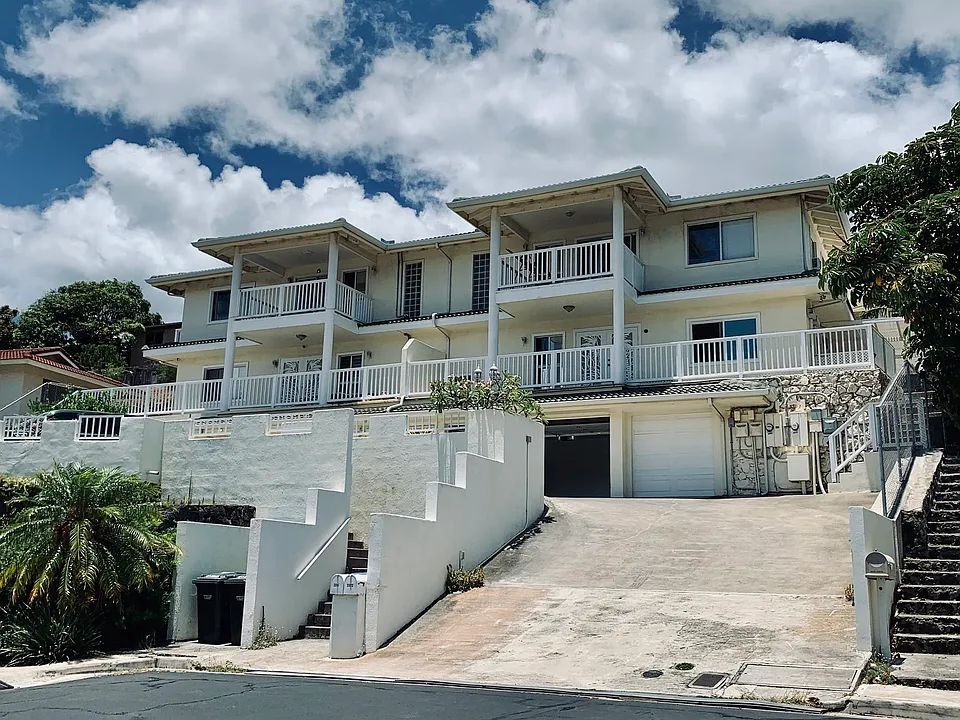 3374 Ala Laulani St